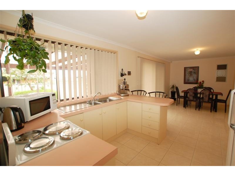 21 Gardenia Crescent, Morphett Vale SA 5162