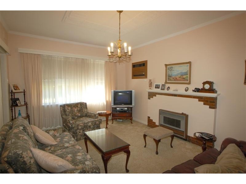 10 Tait Avenue, Marion SA 5043