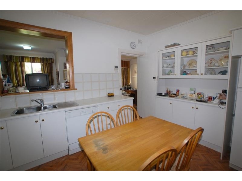 10 Tait Avenue, Marion SA 5043