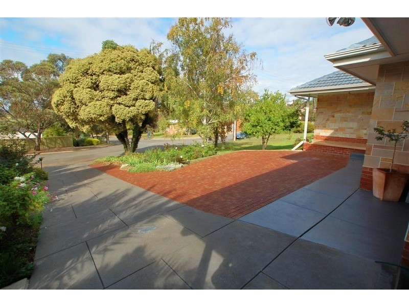 12 Kerrin Avenue, Morphett Vale SA 5162