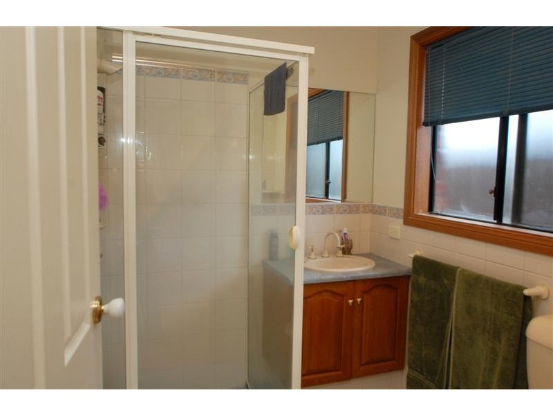 56 Estate Drive, Flagstaff Hill SA 5159