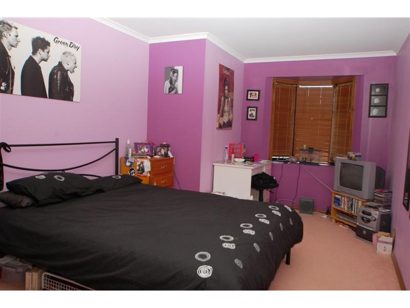 56 Estate Drive, Flagstaff Hill SA 5159