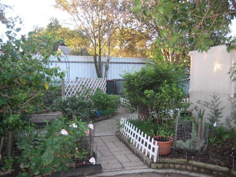 39 Valleyview Cres, Hackham SA 5163