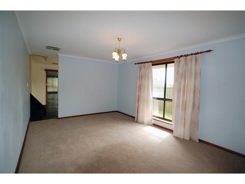 2 Mercedes Court, Happy Valley SA 5159