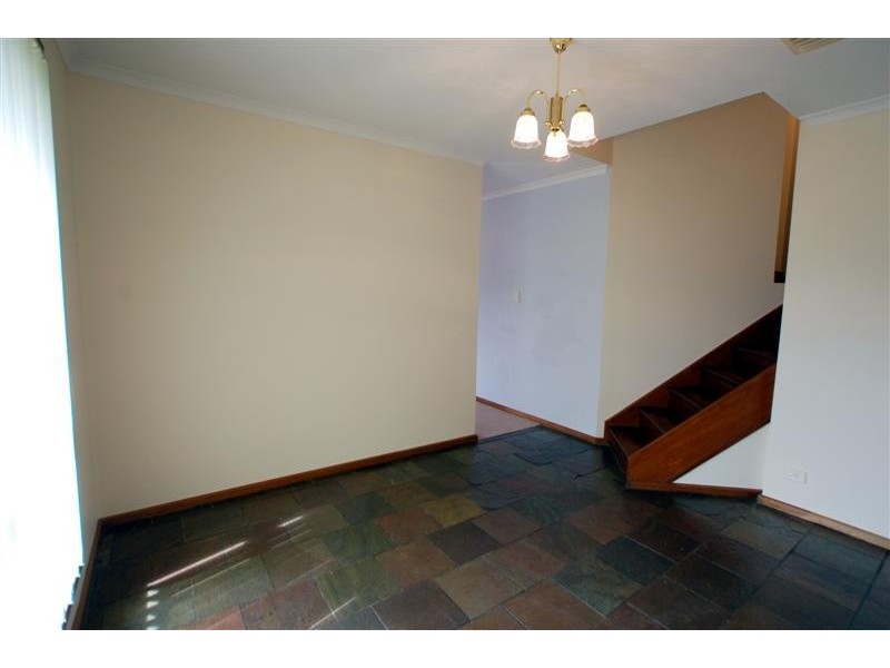 2 Mercedes Court, Happy Valley SA 5159