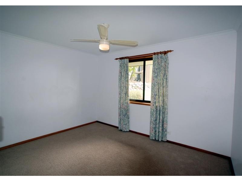 2 Mercedes Court, Happy Valley SA 5159