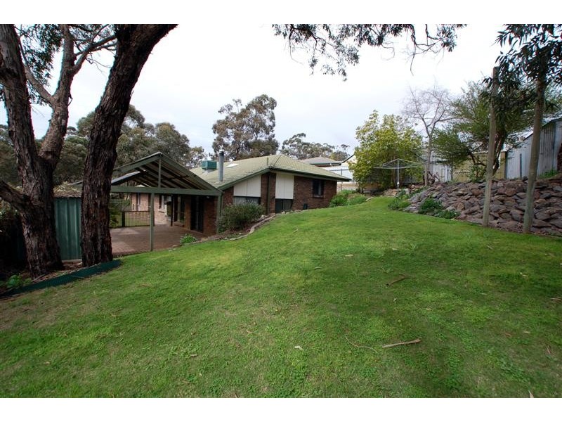 2 Mercedes Court, Happy Valley SA 5159