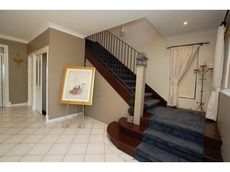 26 Highfield Drive, Aberfoyle Park SA 5159