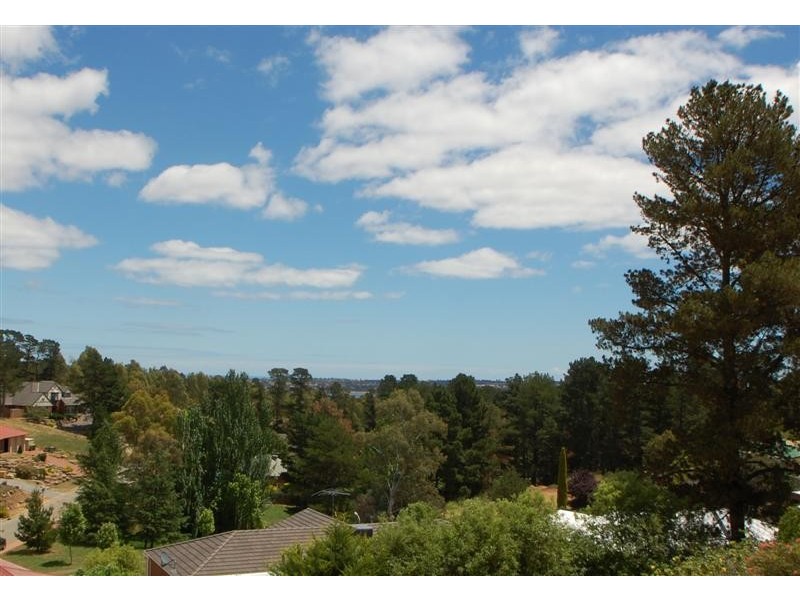 26 Highfield Drive, Aberfoyle Park SA 5159