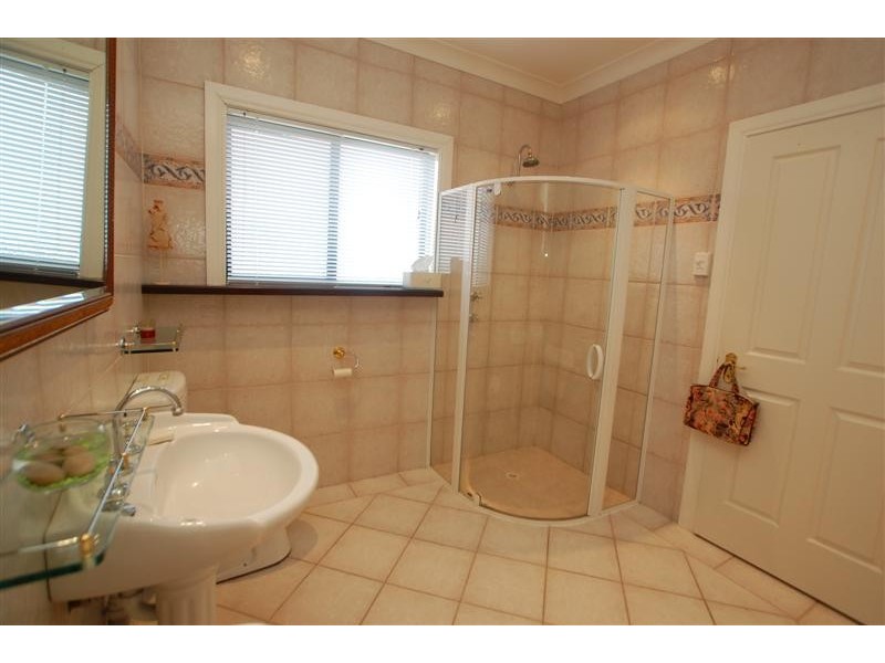 26 Highfield Drive, Aberfoyle Park SA 5159