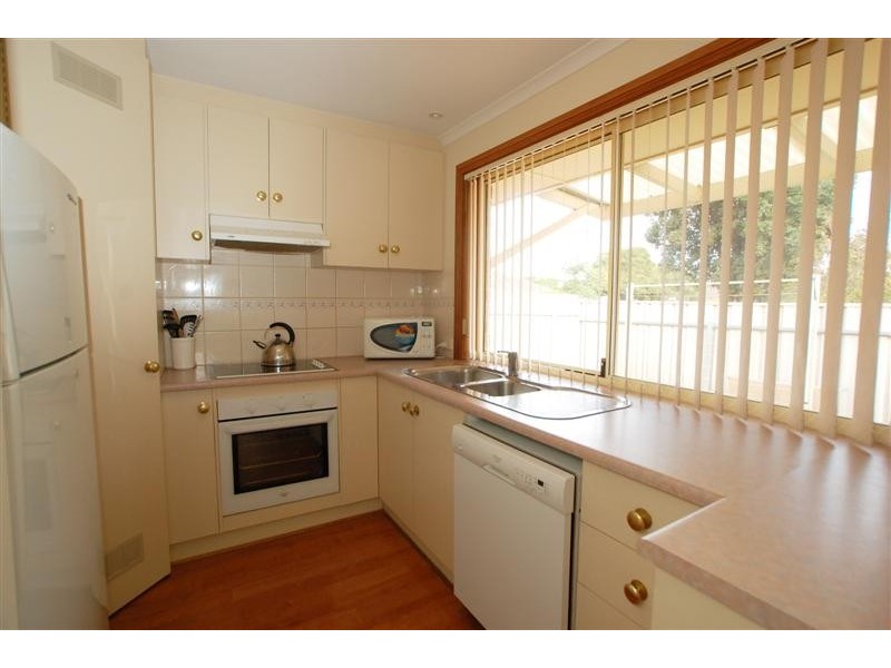 1 Joanna Court, Mitchell Park SA 5043