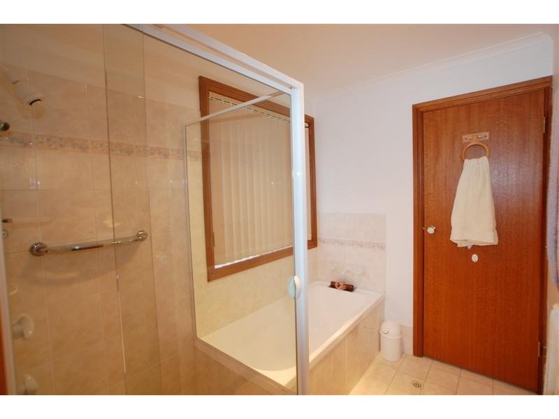 1 Joanna Court, Mitchell Park SA 5043