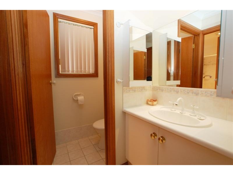 1 Joanna Court, Mitchell Park SA 5043