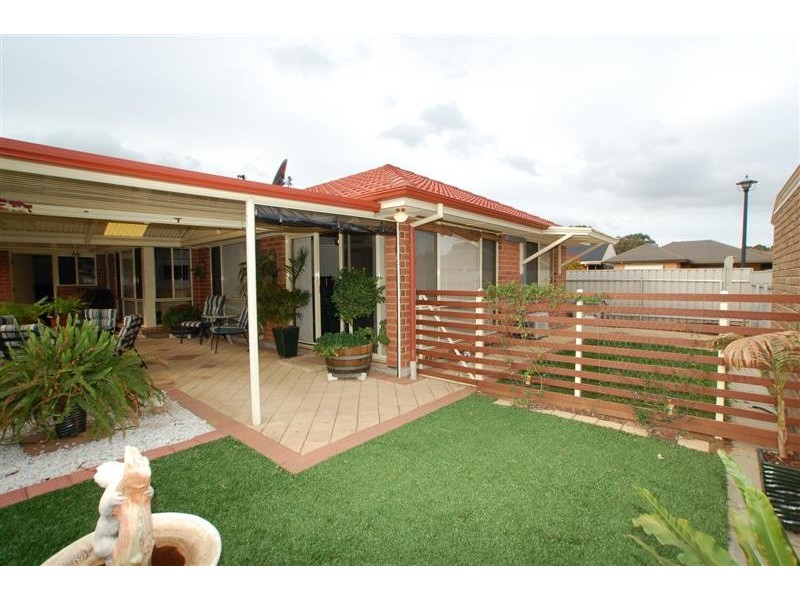 1 Joanna Court, Mitchell Park SA 5043