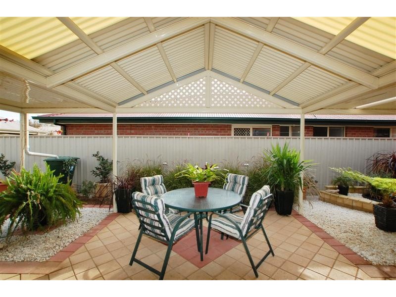 1 Joanna Court, Mitchell Park SA 5043