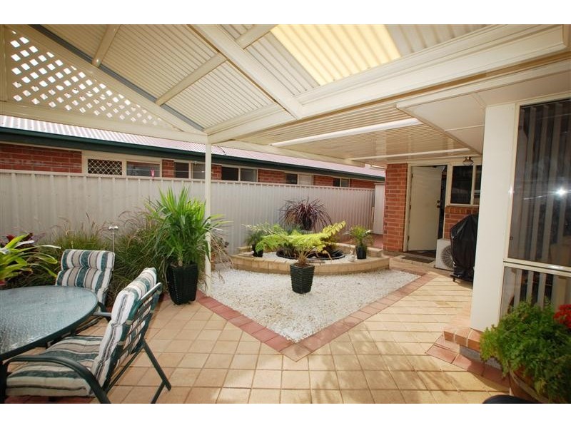 1 Joanna Court, Mitchell Park SA 5043