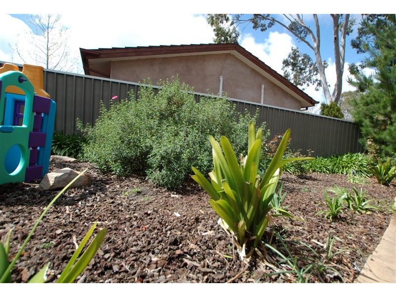 2 Hamilton Crescent, Aberfoyle Park SA 5159