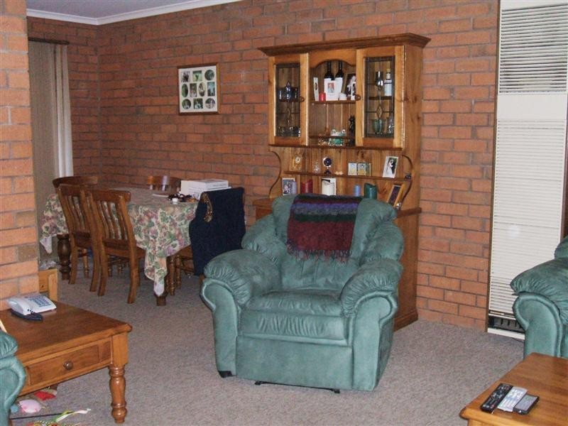 2-2 Alkira Street, Flagstaff Hill SA 5159