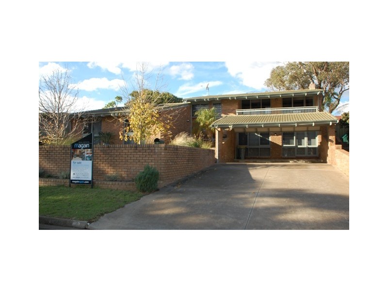 27 Tolcairn Crescent, Flagstaff Hill SA 5159
