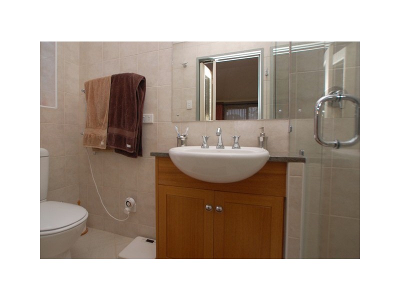 27 Tolcairn Crescent, Flagstaff Hill SA 5159