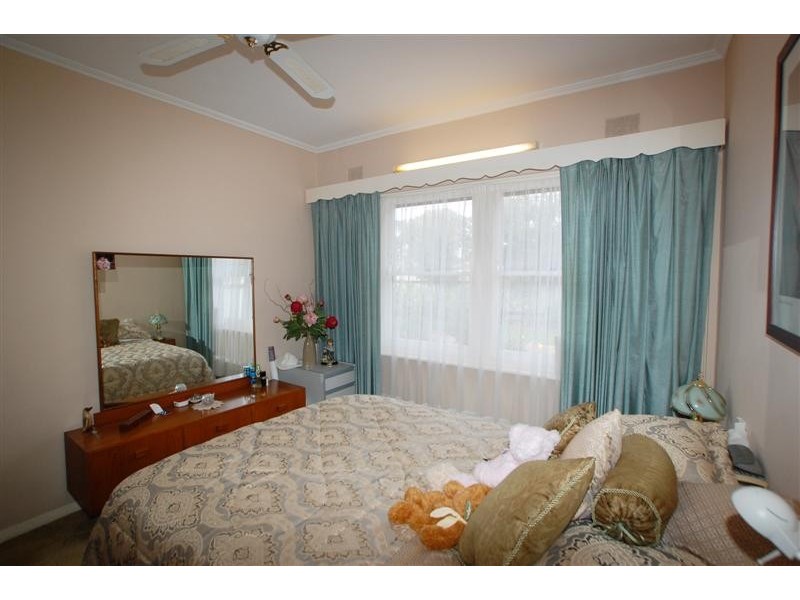 17 Sunshine Avenue, Warradale SA 5046