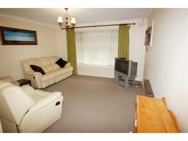 42 Malbanda Avenue, Para Vista SA 5093