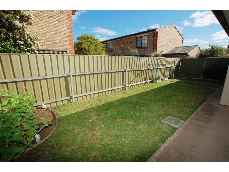 5/4 Wallala Avenue, Park Holme SA 5043