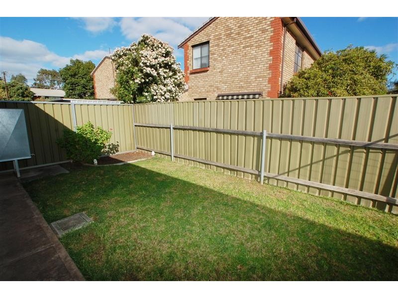 5/4 Wallala Avenue, Park Holme SA 5043