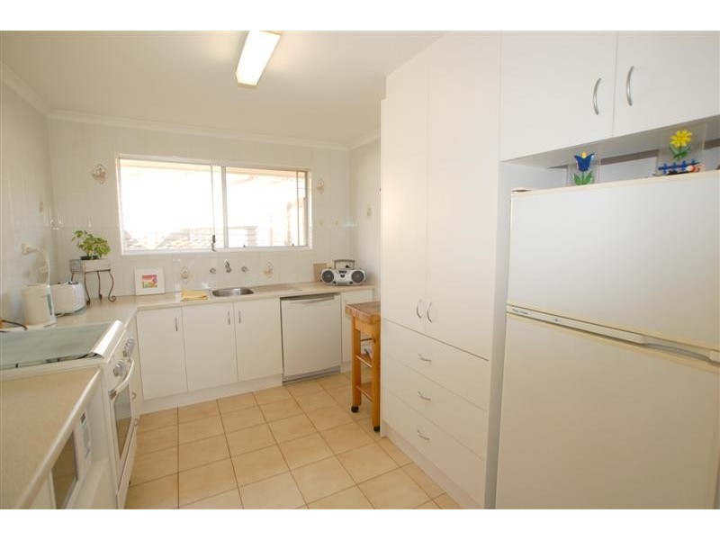 2/46 Davenport Terrace, Seacliff Park SA 5049