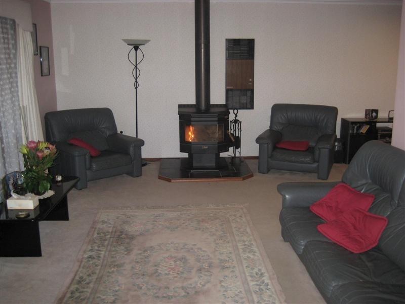 11 Stone Rd, Happy Valley SA 5159