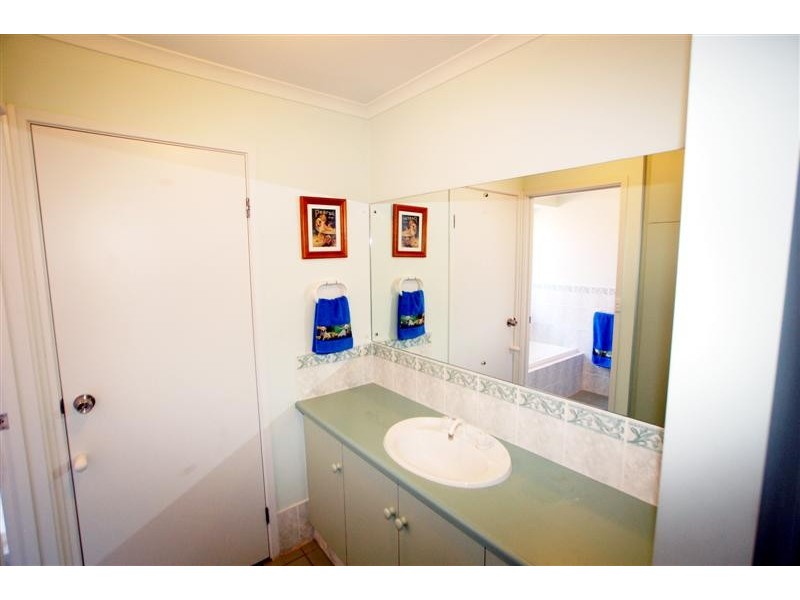 3 Estate Drive, Flagstaff Hill SA 5159