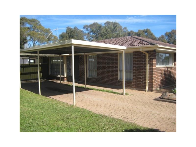 19 Richards Dr, Morphett Vale SA 5162