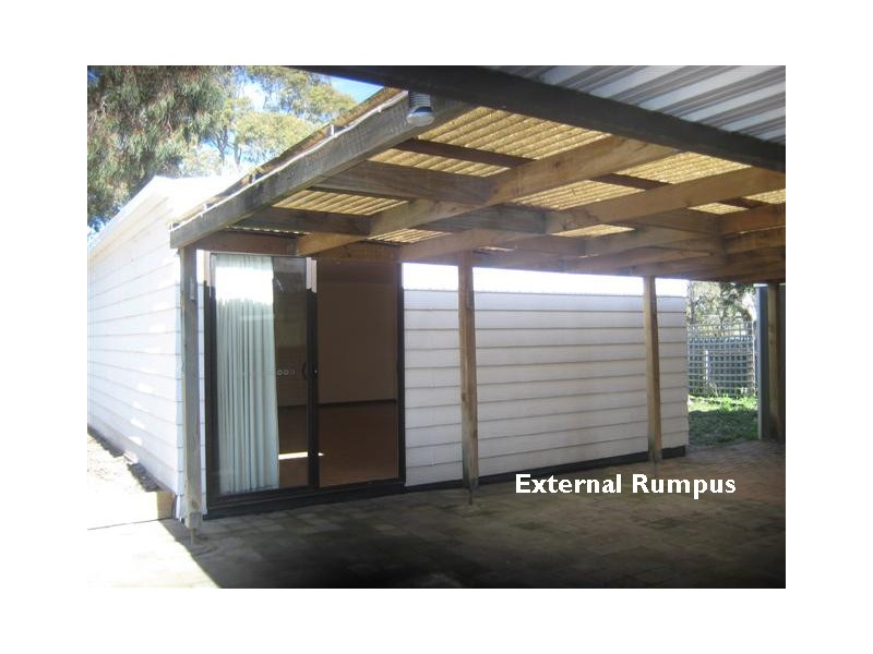 19 Richards Dr, Morphett Vale SA 5162