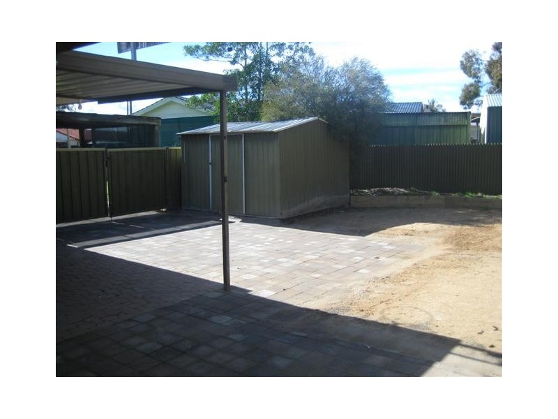 19 Richards Dr, Morphett Vale SA 5162