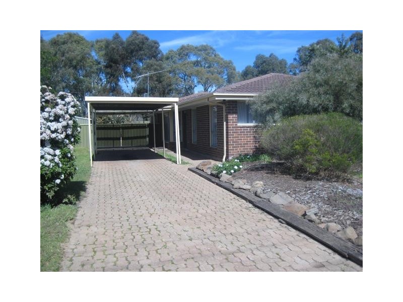 19 Richards Dr, Morphett Vale SA 5162