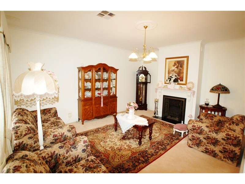 23 Brett Crescent, Hallett Cove SA 5158