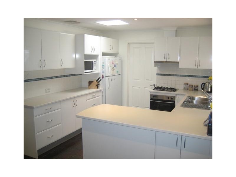 18  Kyre St, Aberfoyle Park SA 5159