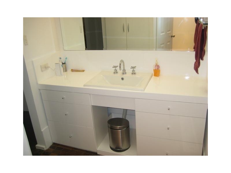 18  Kyre St, Aberfoyle Park SA 5159