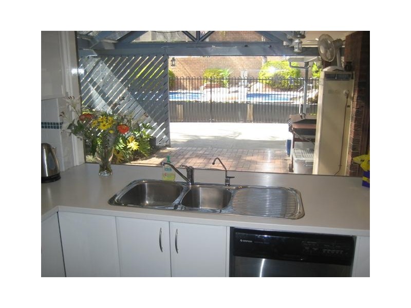 18  Kyre St, Aberfoyle Park SA 5159