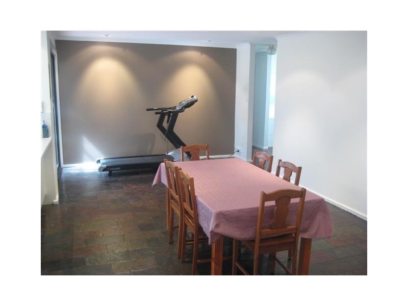 18  Kyre St, Aberfoyle Park SA 5159