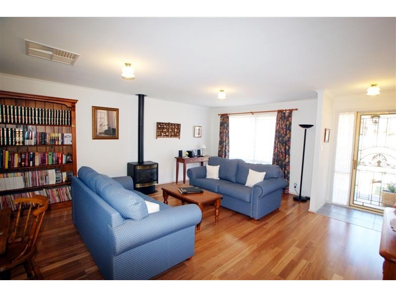 22 Woodlake Drive, Craigburn Farm SA 5051