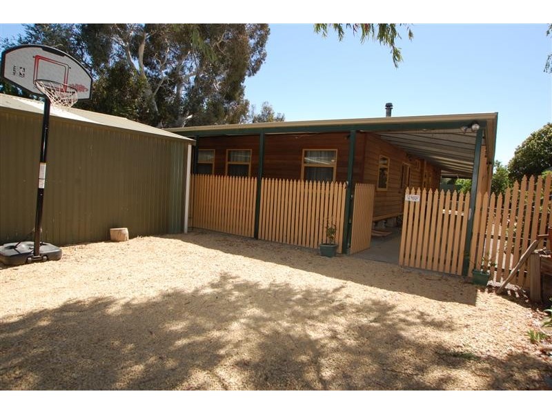19 High Street, Willunga SA 5172