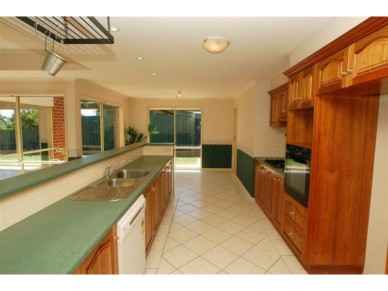 43 Lynlee Crescent, Huntfield Heights SA 5163