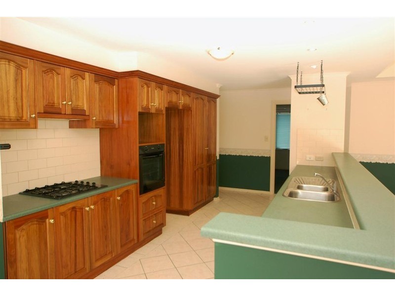 43 Lynlee Crescent, Huntfield Heights SA 5163