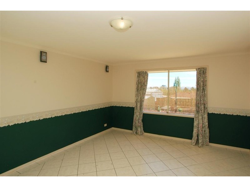 43 Lynlee Crescent, Huntfield Heights SA 5163