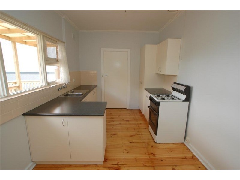 16 Surrey Parade, Morphett Vale SA 5162