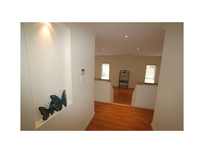 5 Summerhill Cl, Reynella SA 5161