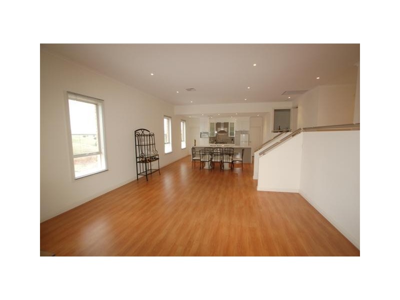 5 Summerhill Cl, Reynella SA 5161