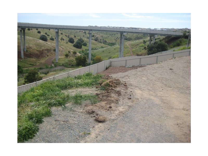 5 Summerhill Cl, Reynella SA 5161