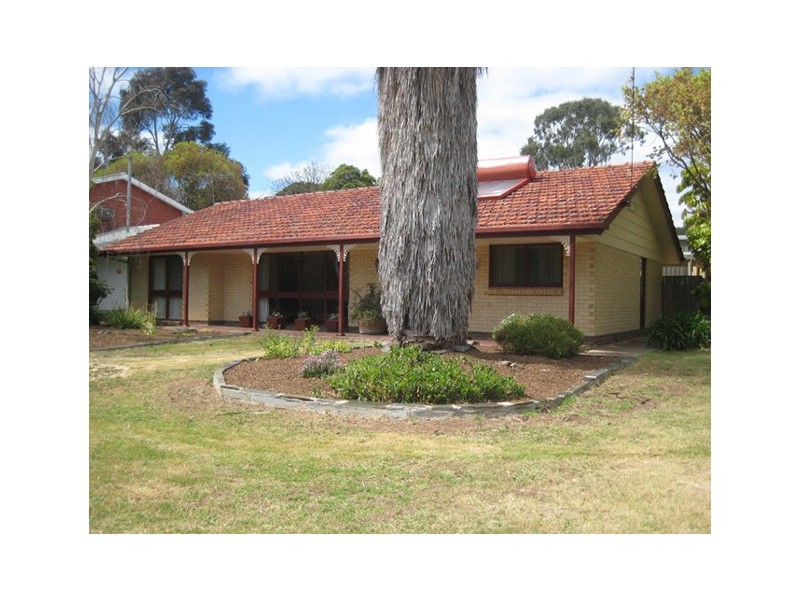 9 Banff Court, Happy Valley SA 5159